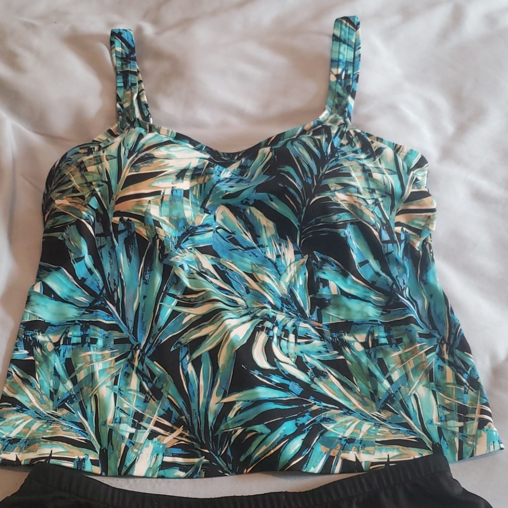 Swim suit